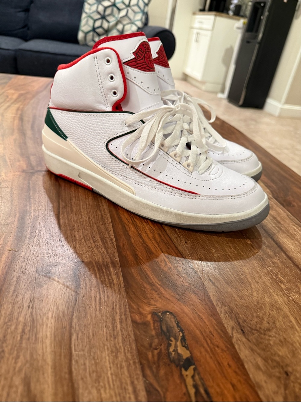 Nike White Red Green Men's jordan 2 highs size 11